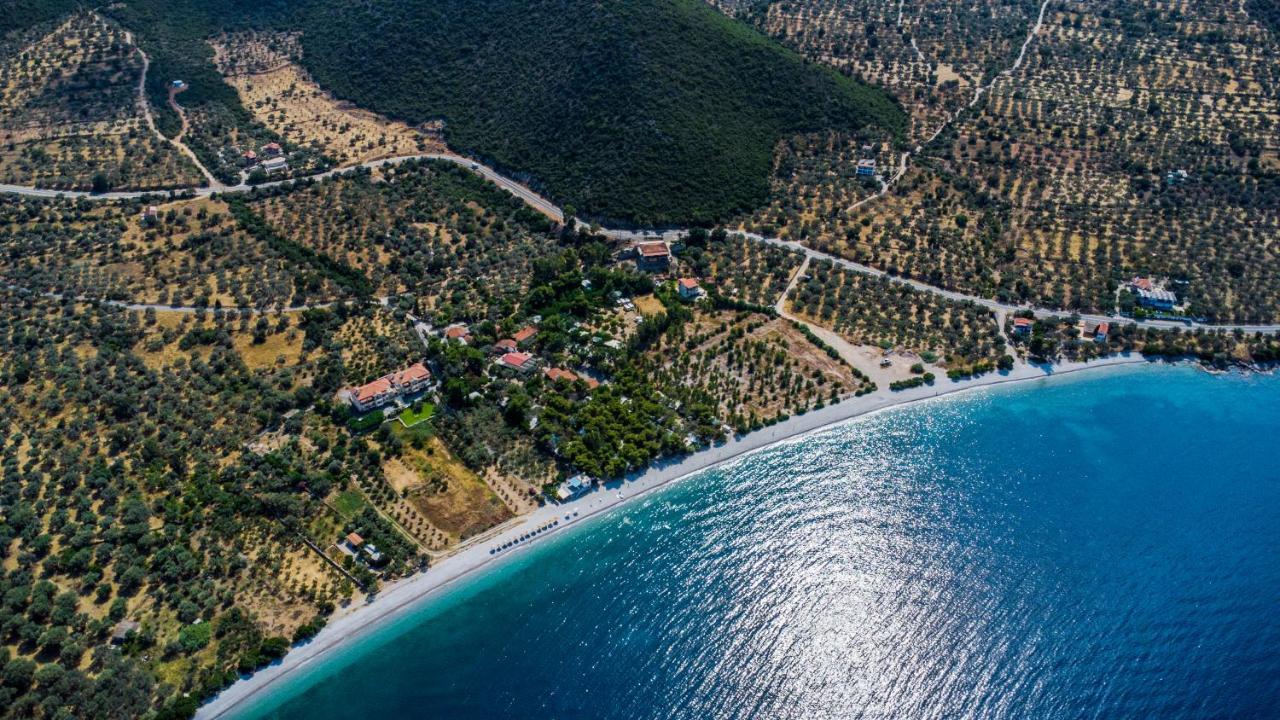 Manto Studios Tirós Dış mekan fotoğraf