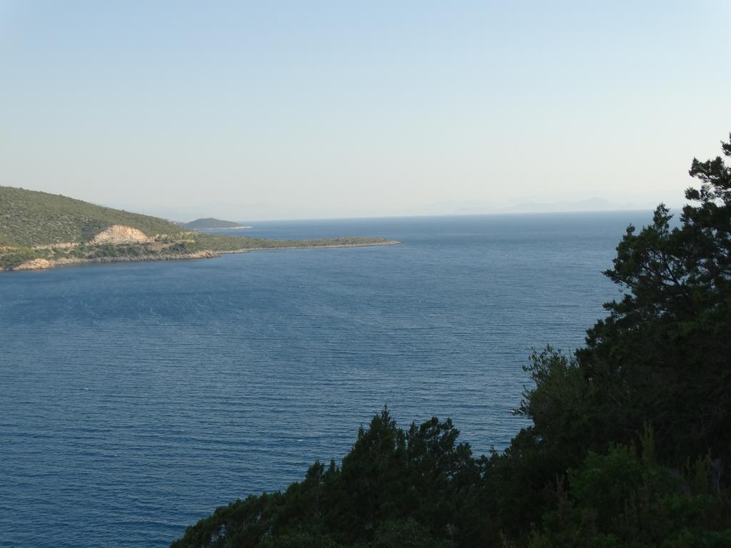 Manto Studios Tirós Dış mekan fotoğraf