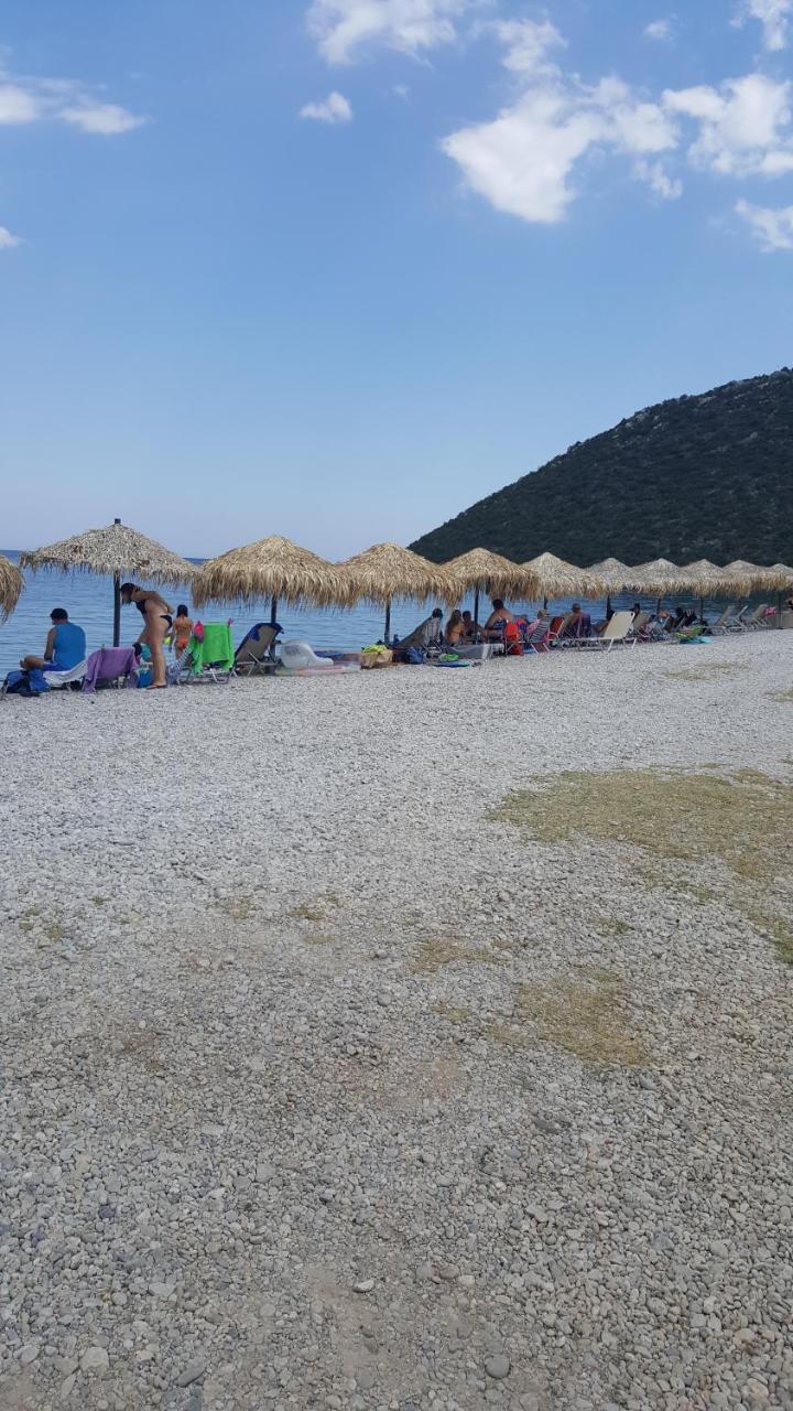 Manto Studios Tirós Dış mekan fotoğraf